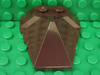 Wedge 4 x 4 Pyramid Center 深棕色