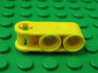 Technic, Axle and Pin Connector Perpendicular with 2 Hole黃